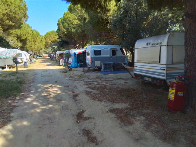 kum-otel-karavan-camping-eceabat