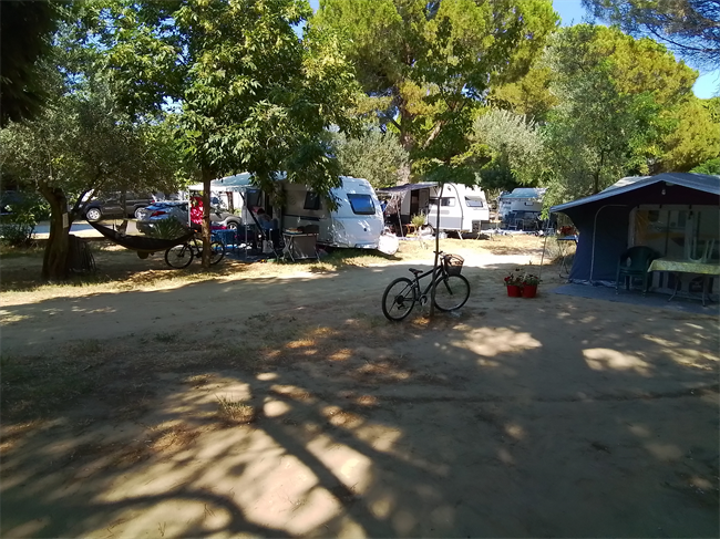 kum-otel-karavan-camping-eceabat