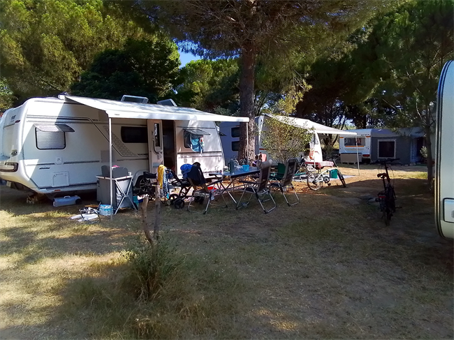 kum-otel-karavan-camping-eceabat